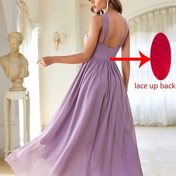 *New* Halter Dress size 12 fits more like a 10 but has corset back - Picture 4 of 4